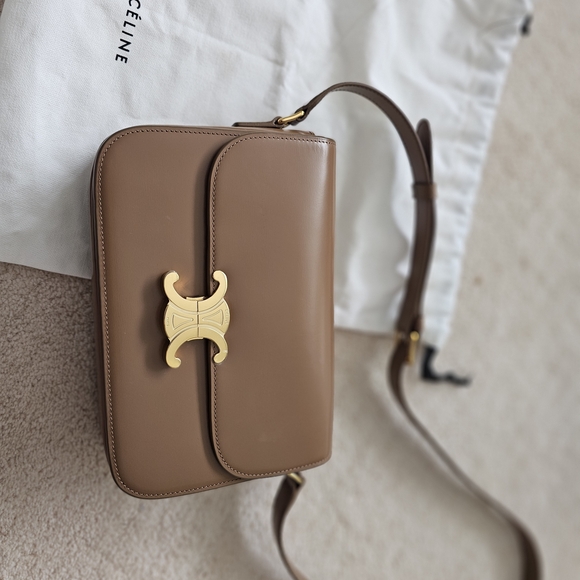Celine Brown Crossbody Bag with Gold Hardware - Picture 4 of 10